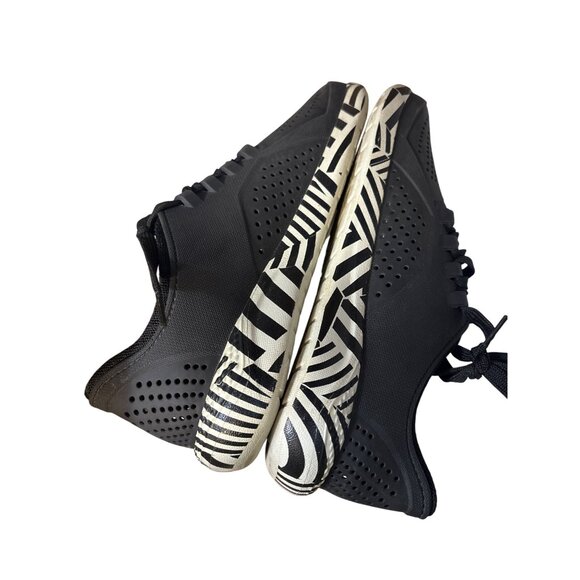 Crocs Mens 8/Womens 10 Black & White Athletic Sneakers With Zebra Pattern - Picture 7 of 8